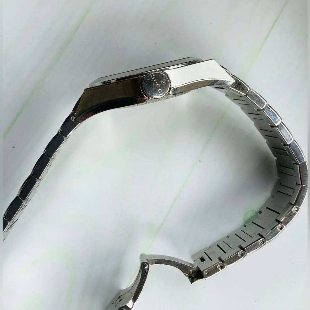 GUCCI Pantheon mens DRESS watch⭐️🌟⭐️